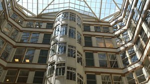 The architecture of the Rookery Building by John Wellborn Root and Daniel Burnham | Britannica
