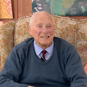 As Remembrance Sunday parades are cancelled, people are asked to stay at home to remember those who lost their lives in conflict. | BBC Scotland News