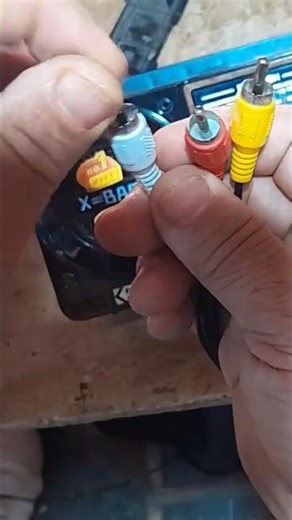 How to make a test probe for a signal tracer using an AV cable.