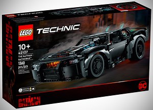 New LEGO Technic (42127) 'The Batman' Batmobile Set Revealed Ahead of 2022 Movie