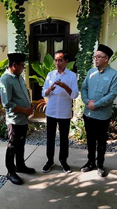 87K views · 10K reactions | Menerima secara khusus di Solo, Pak Jokowi titip tiga hal penting ke Calon Bupati Lamongan H. Abdul Ghofur dan Calon Wakil Bupati Firosya Shalati. Apa pesan khusus tersebut? Yuk tonton videonya… Bersama Pak Ghofur dan Mas Firosya, Lamongan yang lebih maju, makmur, dan bermartabat segera terwujud! #lamonganbagus #kajigofur #firosyashalati | Partai Solidaritas Indonesia | Facebook
