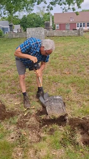 How to reset a government issued upright veterans marker. | Atlas Preservation