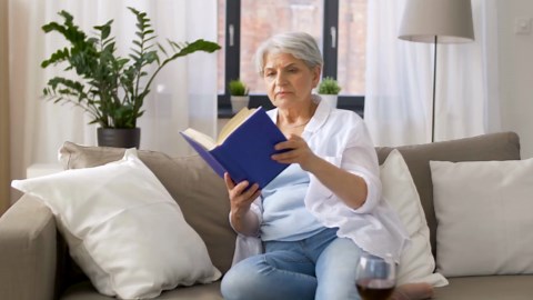 Thoughtful Gifts for Senior Women That They’ll Love