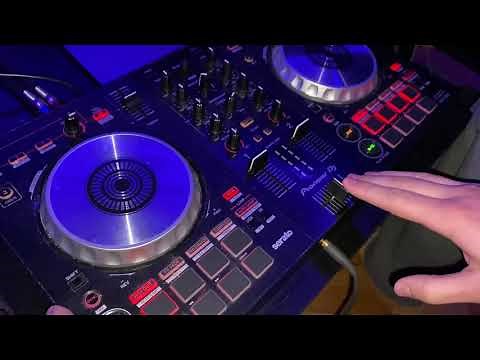 Pioneer DDJ SB3 Basics Tutorial