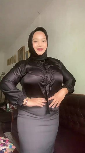 Goyang Hot Hijab Tobrut: Jilbab Semok dan Sexy Babe Gemparkan Penonton