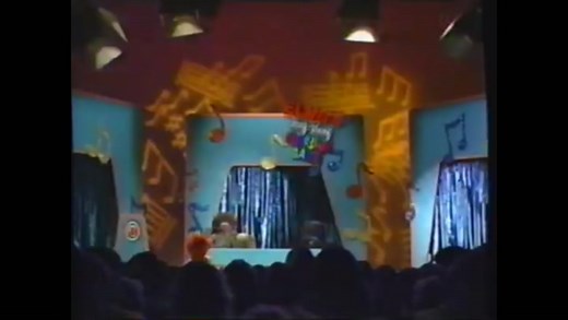 Sesame Street Elmo's Sing Along Guessing Game