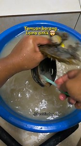 27K views · 375 reactions | Temuan barang lama antik 勞 . . . . . . Hanya sekadar konten sahaja. Jangan serious sangat merah mata | Best Finder | Facebook