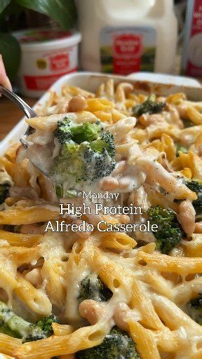 We have hundreds of delicious, easy vegetarian dinner recipes you’ll love! 🙌 COMMENT RECIPES 👇 https://www.liveeatlearn.com/category/eat/vegetarian-dinner-recipes/ | Live Eat Learn