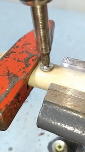 815K views · 3.7K reactions | Be sure to remember this trick! How to make a smart hammer handle that absorbs vibrations. A unique technique for making a hammer handle so that it lasts a very long time #diy #howto #tips #tricks #tools | Simple Creative | Facebook