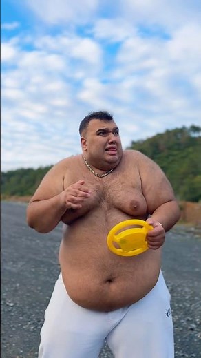 ŞİŞKO ADAM ARABAYLA YARIŞMAK İSTİYOR! 🚙 #shorts ​⁠@AndaçOfficial