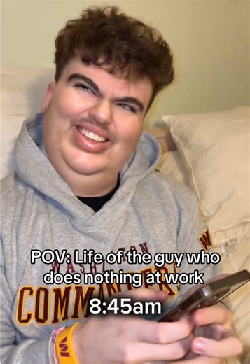 this is 50% of the workforce 😂 #satire #fyp #officehumor #dailylife #worklife