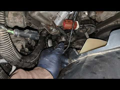 Change Passenger-side Valve Cover + VCT Solenoid - 2007 Ford F-150 FX4 5.4 V8