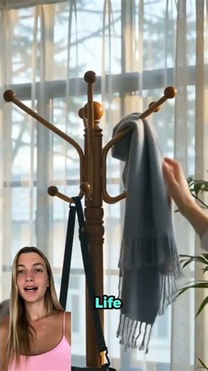 Coach C0777 Tote – Minimal Luxury for Modern Women 🤍🖤