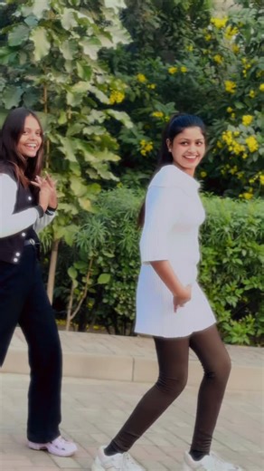 Priyanshi Guar on Instagram: "Goriya 😄 . . . . #trending #reelsintagram #viralvideo #explorepage✨ #foryou"