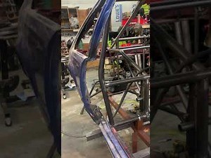 Building Small Tire Drag Car Ep. 1￼