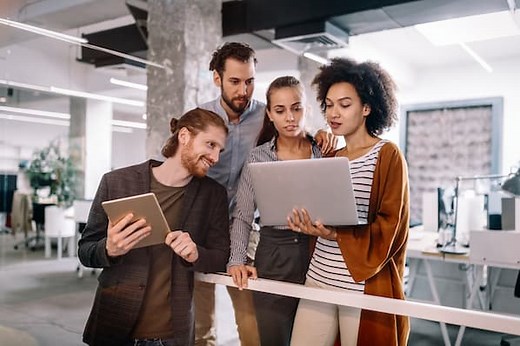 Persuasive Advertising: What It Is & How to Do It [ Examples]