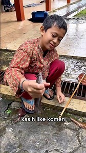 Fahmi dijauhin semua teman gara gara belum dapat ikan pas mancing di sekolah #shorts
