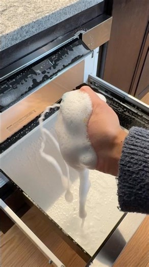 ASMR Microwave Clean 🫧✨ Satisfying Clean With Me #asmr #cleanwithme #shorts