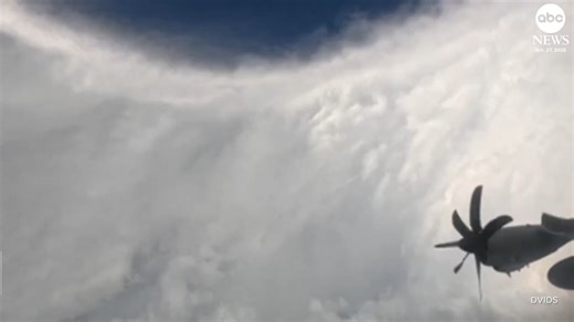 319K views · 3.1K reactions | The U.S. Air Force Reserve's 53rd Weather Reconnaissance Squadron, aka the "Hurricane Hunters," flew into the eye of Hurricane Melissa on Monday to collect data for the National Hurricane Center. Melissa, a powerful Category 5 storm, is bearing down on Jamaica and is forecast to be the worst storm in the island's history. Follow live updates: https://abcnews.visitlink.me/I8Me0X | ABC News | Facebook
