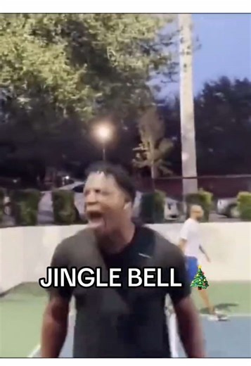 MY FAVORITE CLIP EVER 🤣 #basketball #unc #jinglebell #hoops #angry (via @Jude 💤)