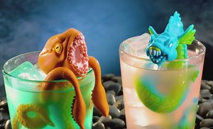 Dave & Buster’s Has an ‘Alien: Covenant’ Arcade Game and Monster Drinks!
