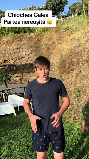 Understanding Sign Language in Outdoor Settings