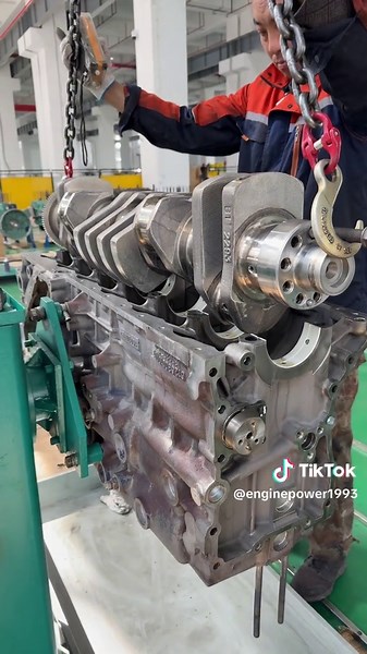 Engine Installation Guide for Howo and Shacman Trucks