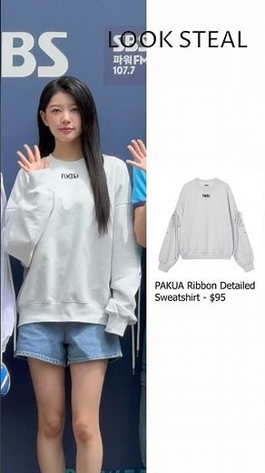 Moka wears a PAKUA ribbon sweatshirt! 🤍 #moka #illit #kpopfashion #kpopoutfit