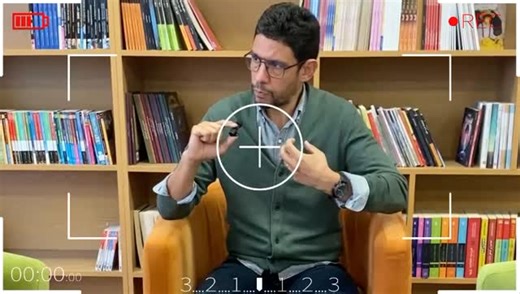 🎙️ Parlons Mental – Épisode 1 « Comment je me sens aujourd’hui ? » Un premier épisode pour ouvrir la discussion autour du bien-être mental, apprendre à mettre des mots sur ses émotions et encourager chacun à se recentrer et à s’écouter. Un espace de parole pensé pour nos élèves, pour mieux comprendre ce que l’on ressent et avancer avec plus de sérénité. 🎧 Épisode disponible — link in bio #ParlonsMental #GreenwoodSchool #GWS #BienÊtreMental #SantéMentale Émotions ÉcouteDeSoi Podcast Éducation G