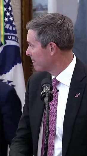 Pharma Executive faints during drug price event at the White House