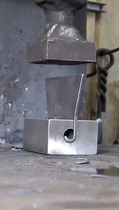 Fly Press Butterfly Hinges