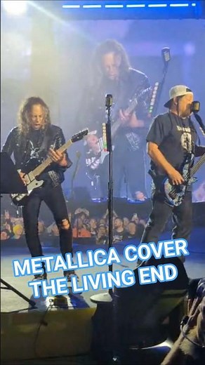 Rob and Kirk from Metallica cover The Living End's 'Prisoner Of Society' during the doodle