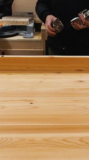 Folding table legs 😲 Who knew!? #foldingtable #foldinglegs #diyfurniture #maker #tablelegs #woodworking