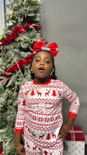 Season Greetings! BEHIND THE SCENES is showing in all cinemas nationwide. Meet and greet with your favourite stars is on going at all cinemas near you! We’ve got lovely gifts for you. UK & IRELAND #behindthescenesthemovie is showing in SELECT Odeon Cinemas. (Ticket link in bio)