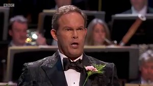 🎶 Our fabulous LNOP soloist Gerald Finley holds the Prommers transfixed with Stanford's 'Songs of the Sea'. | BBC Proms