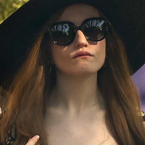 Inspired by the true $tory of a total fake 💳 Inventing Anna premieres February 11 on Netflix. | Netflix