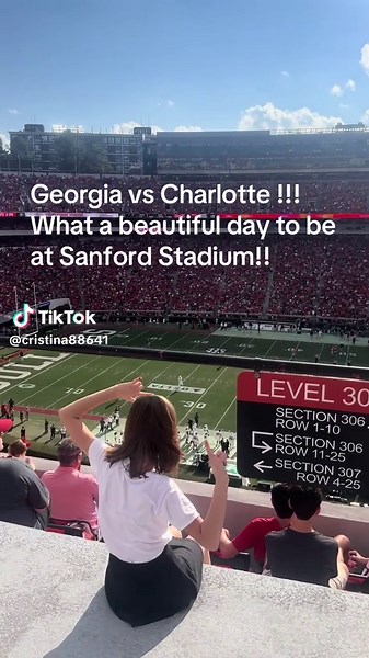 Georgia Bulldogs vs Charlotte: Game Day Highlights