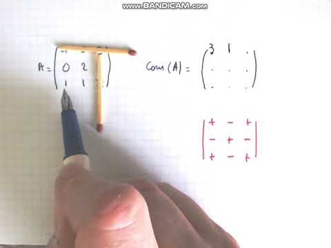 Calcul de la comatrice d'une matrice 3x3.