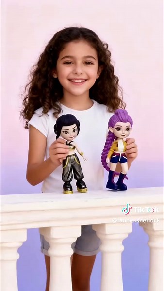 Enchanting Figure Set: Perfect Christmas Gift Idea