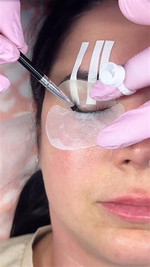 Sneak peek of the Korean Lash Lift process 👀✨ Take a nap, relax, and wake up with effortlessly lifted, stunning lashes — no curler needed! 💕 You have to try this new service — it’s a total game changer! The Korean Lash Lift is gentler, longer-lasting, and gives that flawless root-to-tip curl that traditional lifts just can’t match 😍 Don’t wait — spots will fill up fast! 💫 #koreanlashlift #koreanlashliftandtint #koreanlashes #koreanlashliftohio #lashlift #lashliftandtint #ohioesthetician #ohi