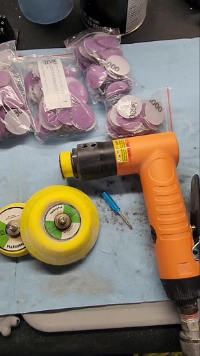 1.7K views · 27 reactions | It's a mini air powered DA sander with 1" 2" and 3" pads. You can get precut sand paper disc's of all grits! Swr cuts down on sanding time, and produces a much smoother result | Foxhead Workshop | Facebook