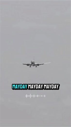 Mayday! 🚨 Priority landing denied. 👀 Child onboard in medical crisis—severe food poisoning with suspected appendicitis—while AF1 takes priority at Miami. ✈️ The American 186 captain puts every soul first and continues the approach. 🛬 #ATC #Pilot #MayDay #Fyp #Aviation