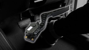 P2121 Code: Throttle / Pedal Position Sensor / Switch "D" Circuit Range / Performance - In The Garage with CarParts.com