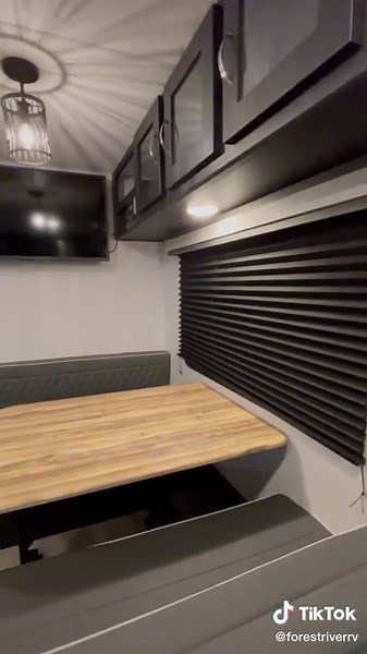 Create your own adventure! Freedom Express Ultra Lite 246RKS #rvlife #coachmenrv #BBPlayDate #rv #FORDfortheBuilders #travel #rvtiktok #freedomexpress #fyp