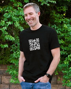 QR Code T-Shirt: Rick-roll your friends with this t-shirt!