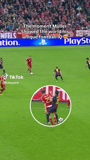 1000IQ move by @Thomas Müller vs. FC Barcelona 😮‍💨 #FCBayern #Müller #MiaSanMia