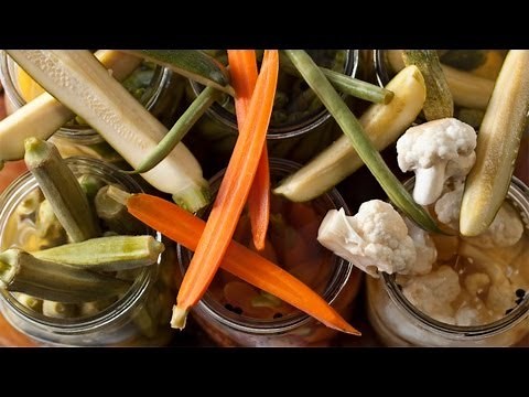 How to Make Easy Quick Pickles - The Easiest Way
