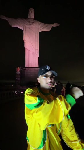 Just me and my lord and savior 🙏🏻 | brazil trip