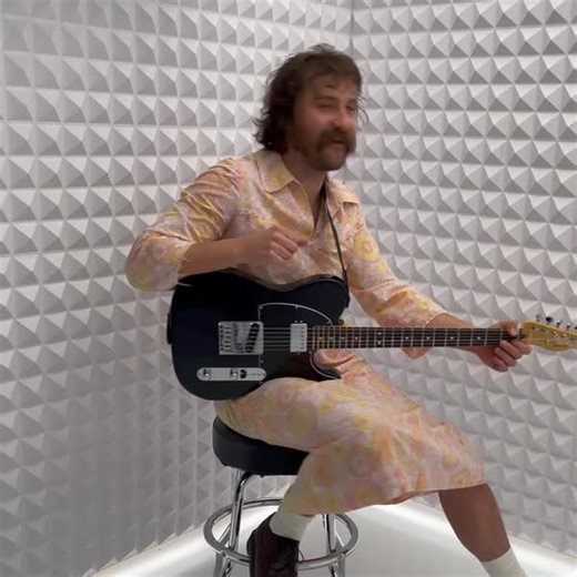 29K views · 222 reactions | We sit down with Mark Bowen from IDLES on the Player II Modified set to talk about the moment he went All In on guitar (spoiler, it’s spit), his first guitar (spoiler, it stinks) and what keeps him excited about playing (spoiler, it’s pretty much everything). Learn more about the series: https://bit.ly/4d23g8p | Fender | Facebook