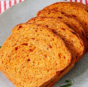 Tomato Basil Bread (Bread Machine Dough   Oven Bake)